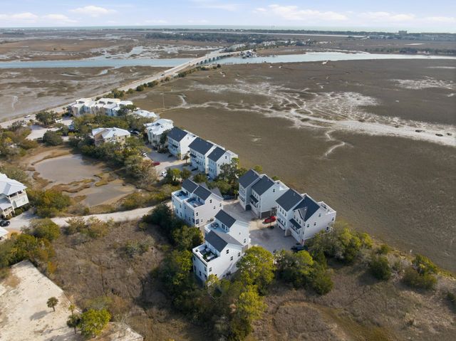 1110 Studdingsail Lane, Charleston, SC 29412