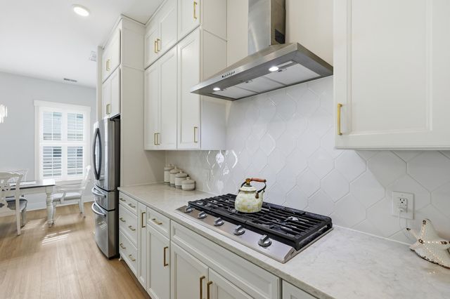 1110 Studdingsail Lane, Charleston, SC 29412