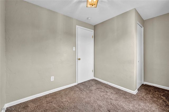 27580 Tremaine Drive, Euclid, OH 44132