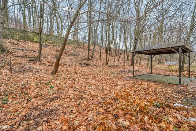 27580 Tremaine Drive, Euclid, OH 44132