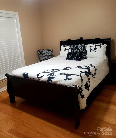 709 Villas Court, Asheville, NC 28806