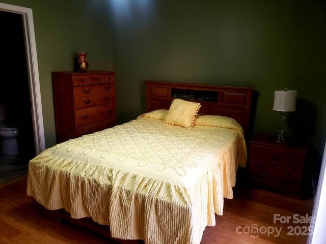 709 Villas Court, Asheville, NC 28806