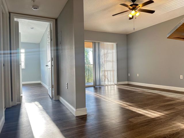3594 NW ADRIATIC Lane 301, Jensen Beach, FL 34957