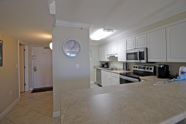 1114 Santa Rosa Boulevard UNIT 102, Fort Walton Beach, FL 32548