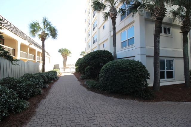 1114 Santa Rosa Boulevard UNIT 102, Fort Walton Beach, FL 32548