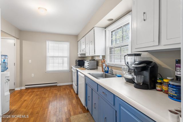 15 Dover Walk 1015, Toms River, NJ 08753