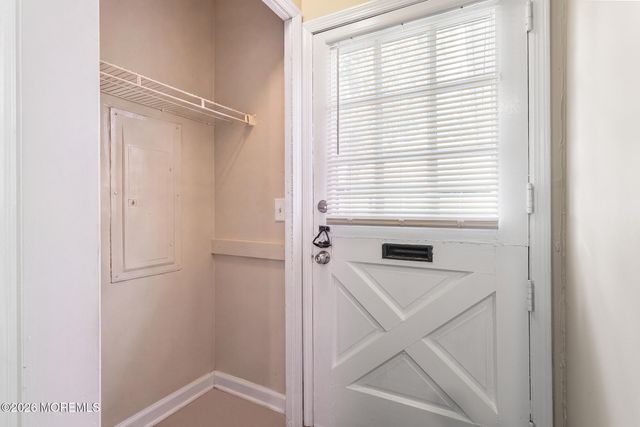 15 Dover Walk 1015, Toms River, NJ 08753