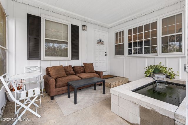 15 Dover Walk 1015, Toms River, NJ 08753