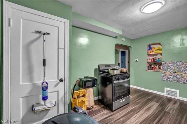 9604 Hilgert Drive, Cleveland, OH 44104
