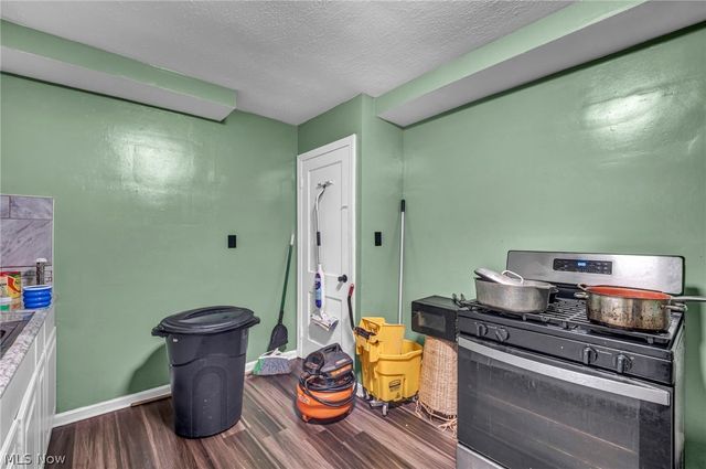 9604 Hilgert Drive, Cleveland, OH 44104