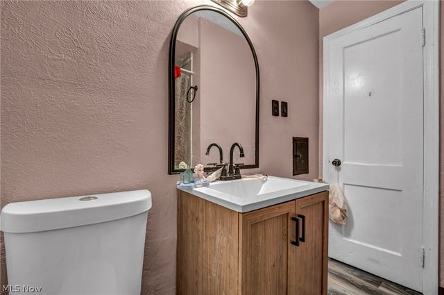 9604 Hilgert Drive, Cleveland, OH 44104