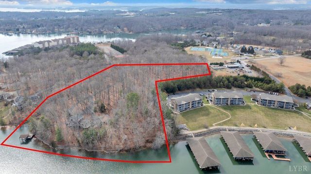 2768 Lake Retreat Drive, Huddleston, VA 24104