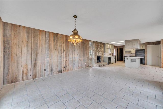 2768 Lake Retreat Drive, Huddleston, VA 24104