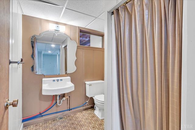 2768 Lake Retreat Drive, Huddleston, VA 24104