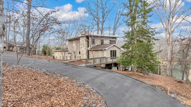 2768 Lake Retreat Drive, Huddleston, VA 24104