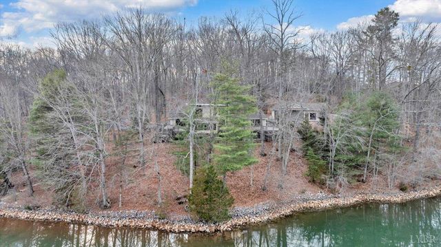 2768 Lake Retreat Drive, Huddleston, VA 24104