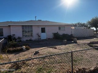 965 W Milton Street, Tucson, AZ 85706