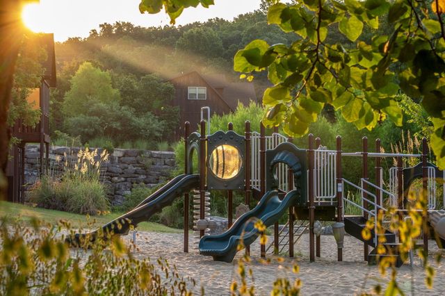 173 Fox Hollow Road, Branson West, MO 65737