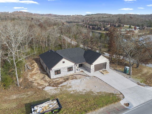 173 Fox Hollow Road, Branson West, MO 65737