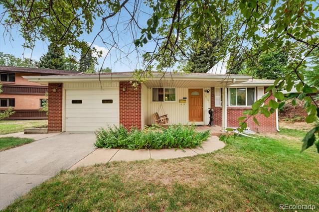 2006 Arapahoe Street, Golden, CO 80401