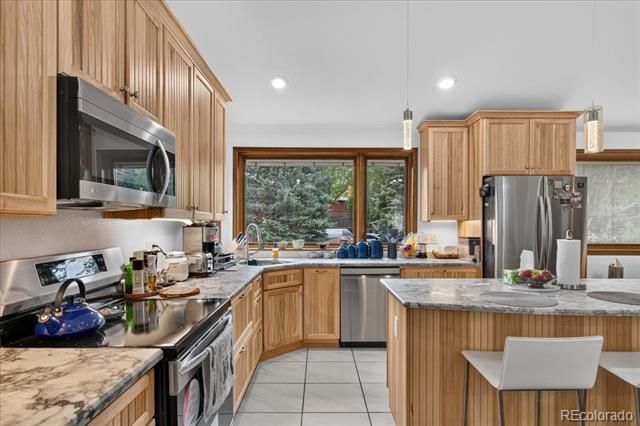 2006 Arapahoe Street, Golden, CO 80401