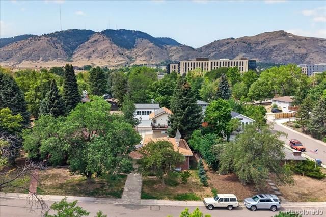 2006 Arapahoe Street, Golden, CO 80401