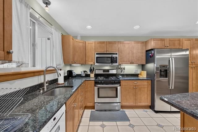 2006 Arapahoe Street, Golden, CO 80401