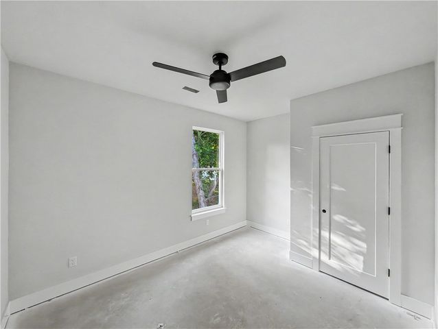4 Constance Circle, Bella Vista, AR 72714