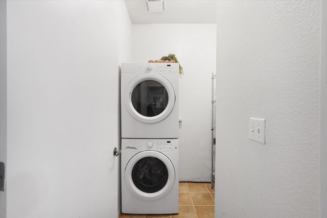 6800 Vista Del Norte Road NE 1114, Albuquerque, NM 87113