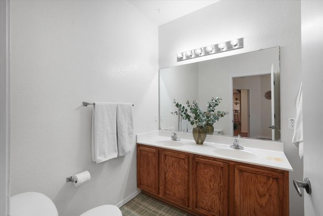 6800 Vista Del Norte Road NE 1114, Albuquerque, NM 87113