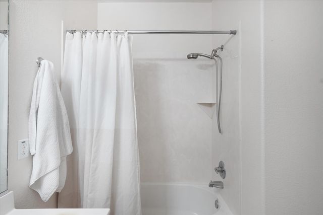 6800 Vista Del Norte Road NE 1114, Albuquerque, NM 87113