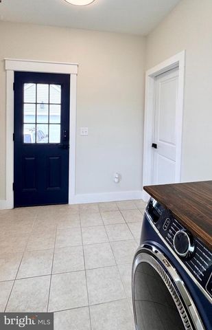 1222 CARROLLTON LN, Berlin, MD 21811