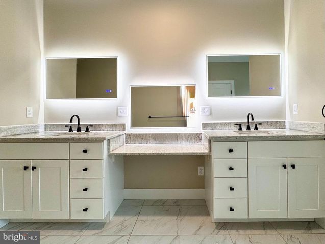 1222 CARROLLTON LN, Berlin, MD 21811