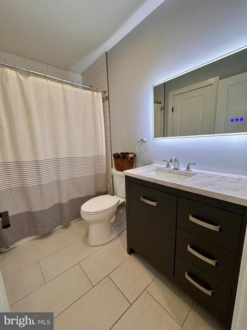 1222 CARROLLTON LN, Berlin, MD 21811