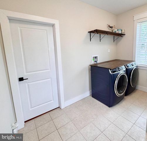 1222 CARROLLTON LN, Berlin, MD 21811