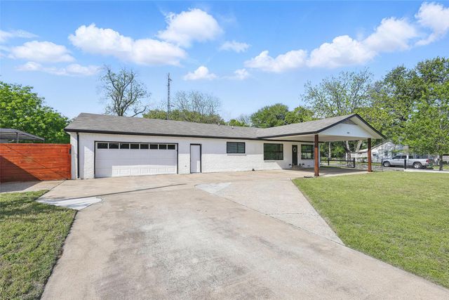 5200 Barbara Road, River Oaks, TX 76114