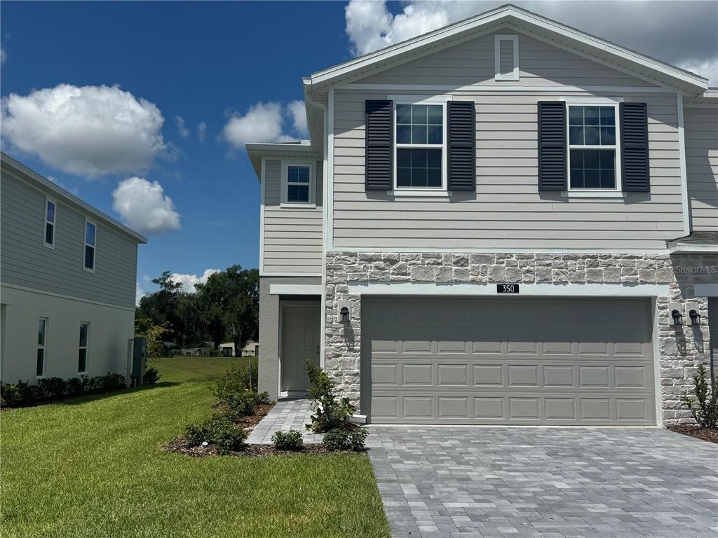 350 THOMPSON VILLAGE AVENUE, Apopka, FL 32703