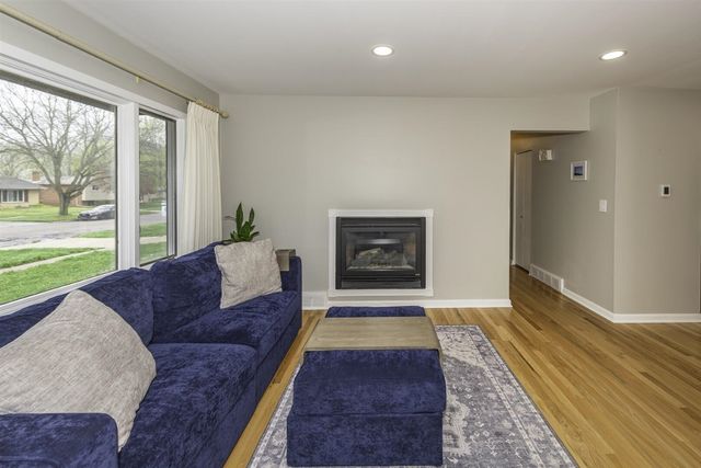 827 N Mansfield Street, Ypsilanti, MI 48197