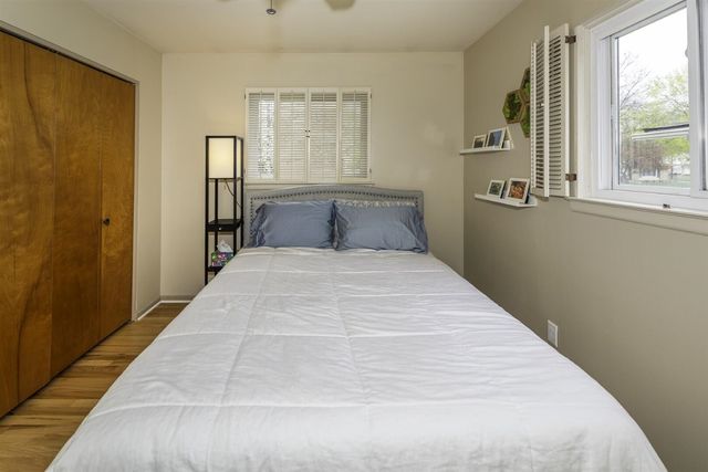 827 N Mansfield Street, Ypsilanti, MI 48197