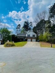 2906 Galt Place NW, Kennesaw, GA 30144