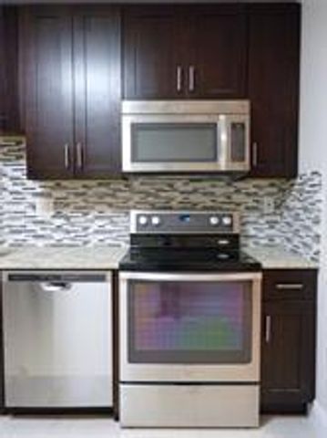 830 NE 38th St 830, Oakland Park, FL 33334