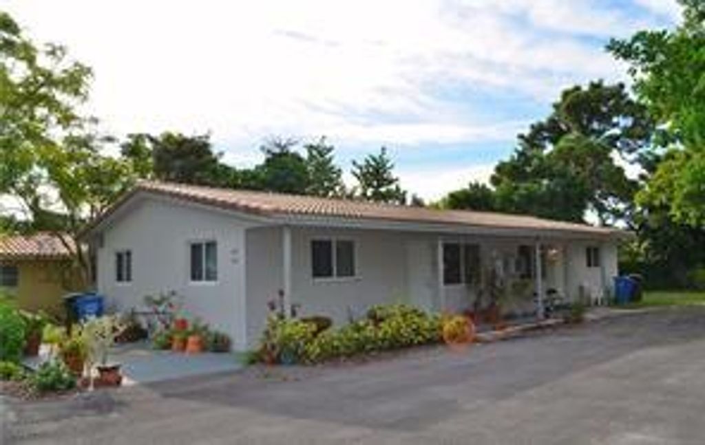 830 NE 38th St 830, Oakland Park, FL 33334