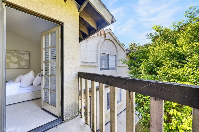 15365 Woodruff 8, Bellflower, CA 90706
