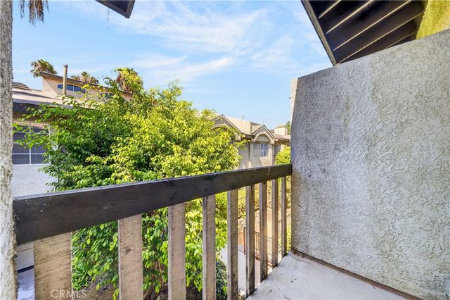 15365 Woodruff 8, Bellflower, CA 90706