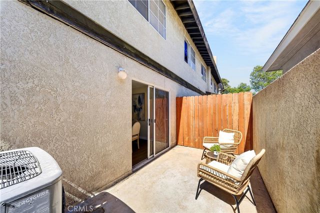 15365 Woodruff 8, Bellflower, CA 90706