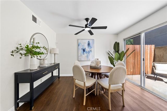 15365 Woodruff 8, Bellflower, CA 90706