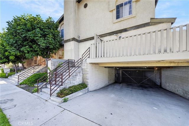 15365 Woodruff 8, Bellflower, CA 90706