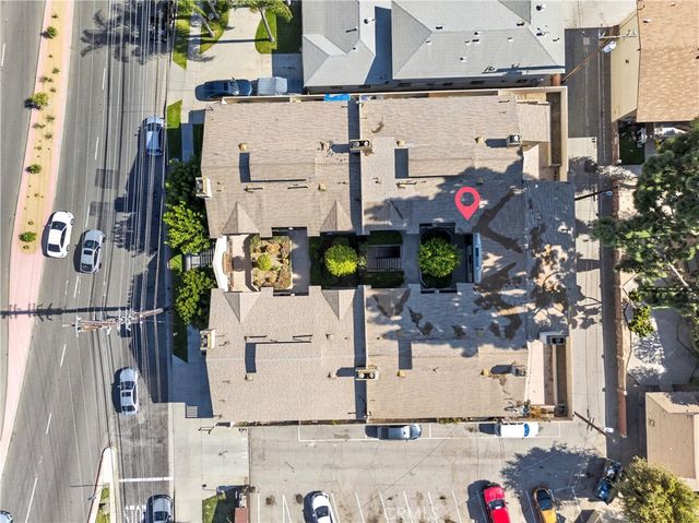 15365 Woodruff 8, Bellflower, CA 90706
