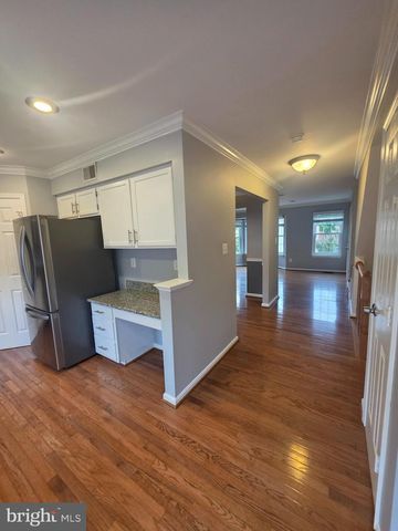 5603 SHERBORNE KNLS, Centreville, VA 20120