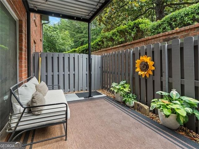 6851 Roswell Road H26, Atlanta, GA 30328